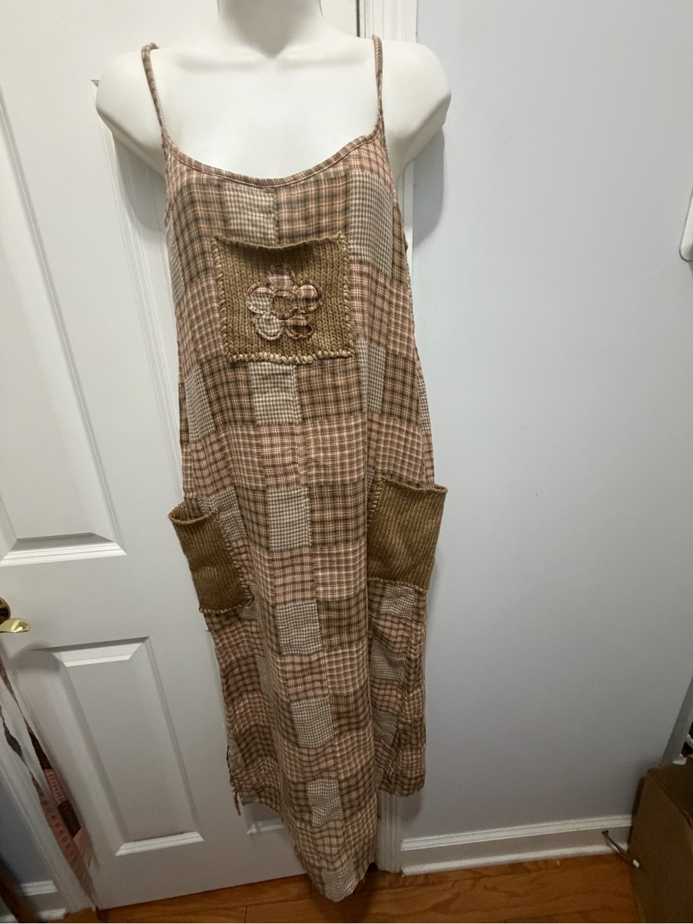 Boho Patchwork Maxi Dress with Front Pockets - Beige & Tan size m - Picture 3 of 11